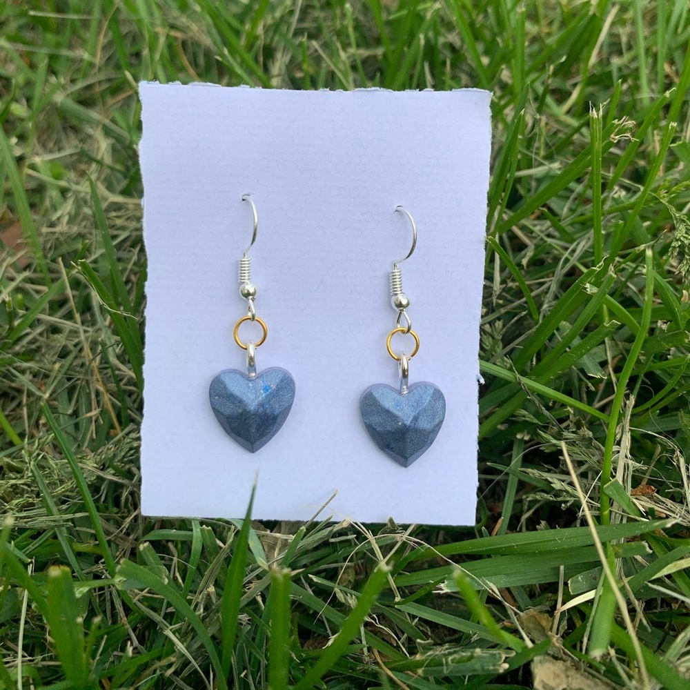 NEW RESIN HANDMADE BLUE HEART EARRINGS JEWELRY